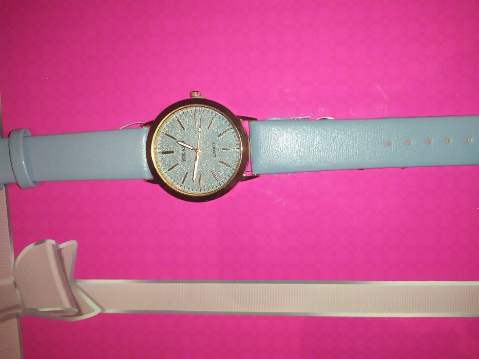 Zegarki damskie różne nowe