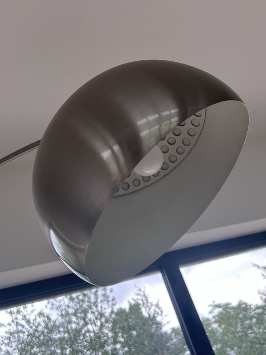 Lampa stojąca podlogowa
