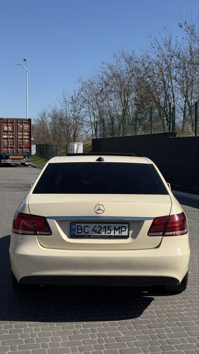 Mercedes W212 2014 рік
