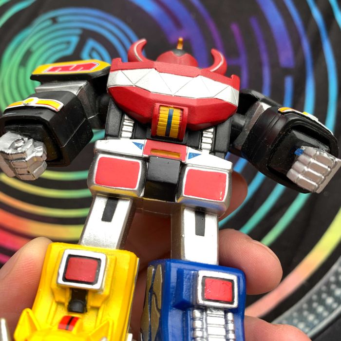 Hasbro 2019 Power Rangers Dino Megazord 4” і інші