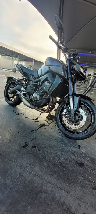 Vendo mota Mt09 2020