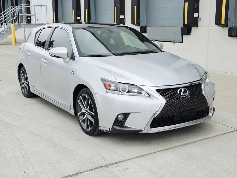 Lexus CT 200h      2017