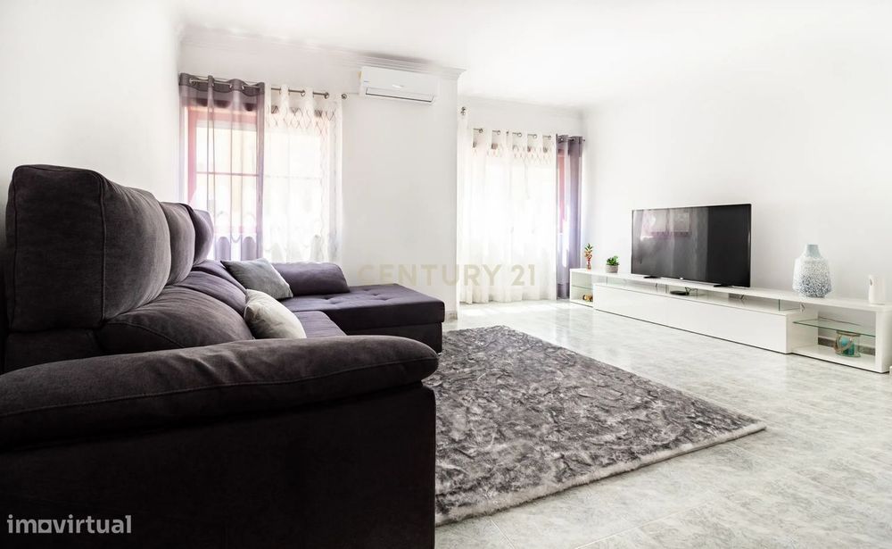 Apartamento T3 - (Visitas suspensas Temporariamente). nova Moita - Boa