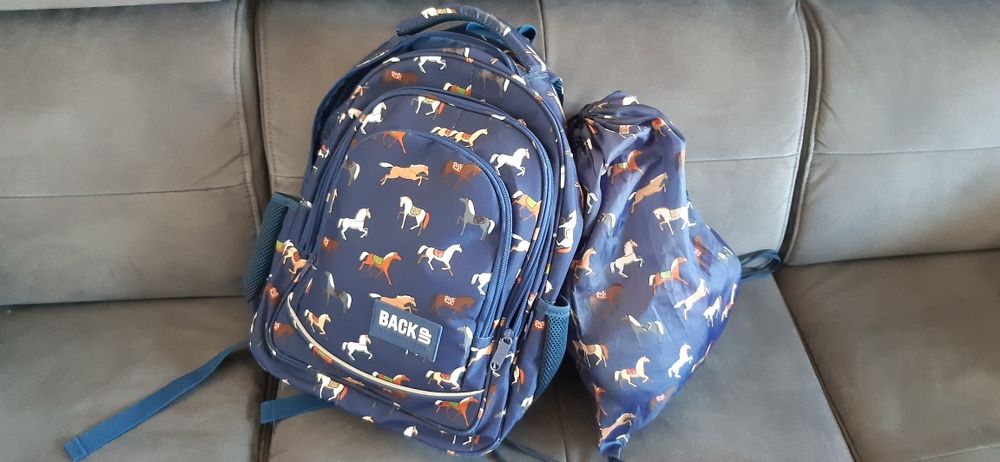 Oryginalny plecak z workiem na buty