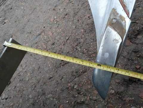 Плуг KVERNELAND трьохкорпусний