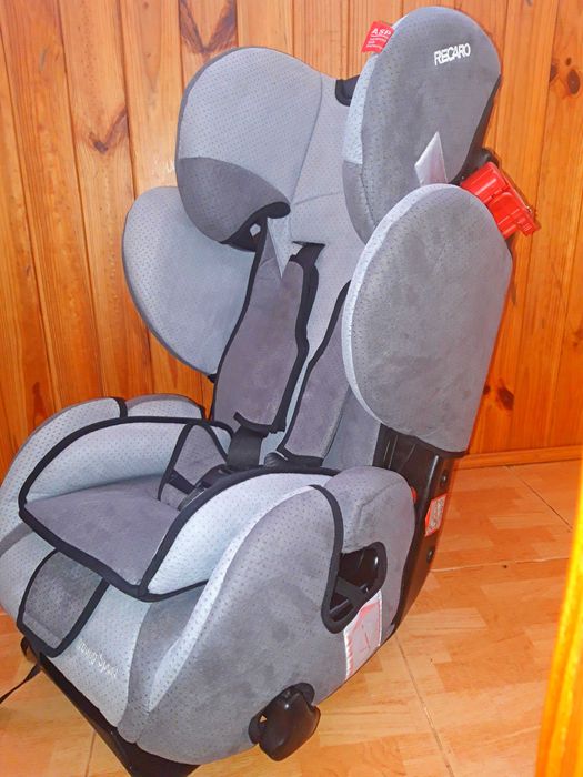 Автокресло RECARO Yung Sport HERO сост НОВОГО, группа 2,3 (9-36 кг)