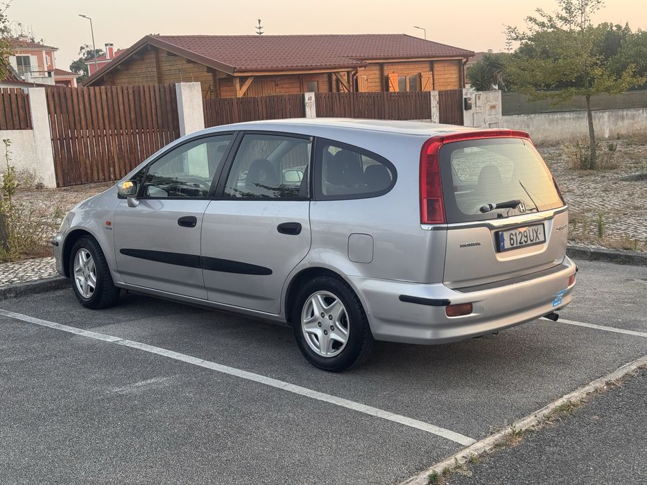 Honda Stream 7 Lugares GPL