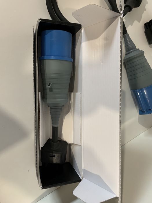 Переходник 16А Адаптер 32А Tesla Adapter