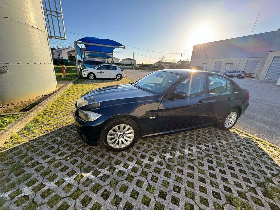 BMW 318 — fotografia 8