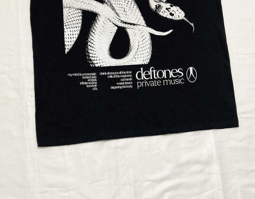 Футболка / мерч Deftones - Private Music - S , M , L , XL , XXL