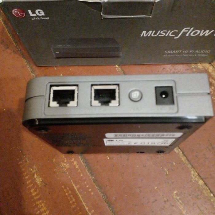 Беспроводной мультирумный мост LG Music Flow R1