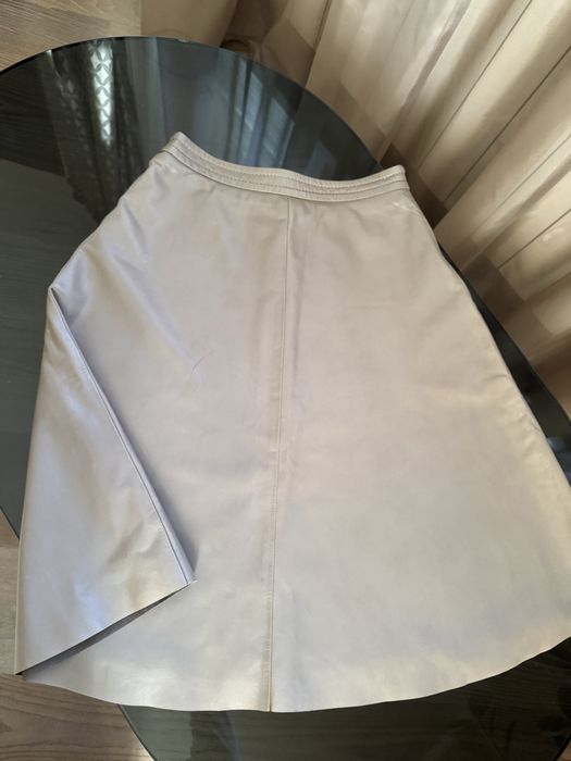 Шкіряна юбка від Bally в кольорі капучіно