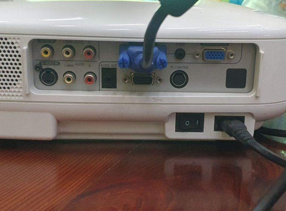 Rzutnik Projektor NEC VT575