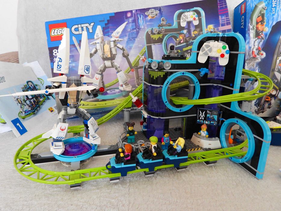 Paka 4 zestawy lego, City Ninjago Technic, świat robotów, Mech
