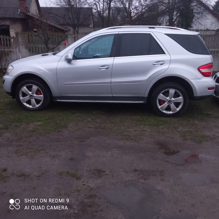 Boczki drzwi Mercedes ML w164