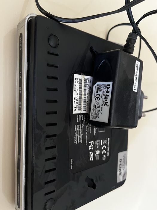 Маршрутизатор D-Link DIR-100