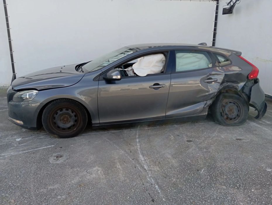 Para peças VOLVO V40 Hatchback Van (525)