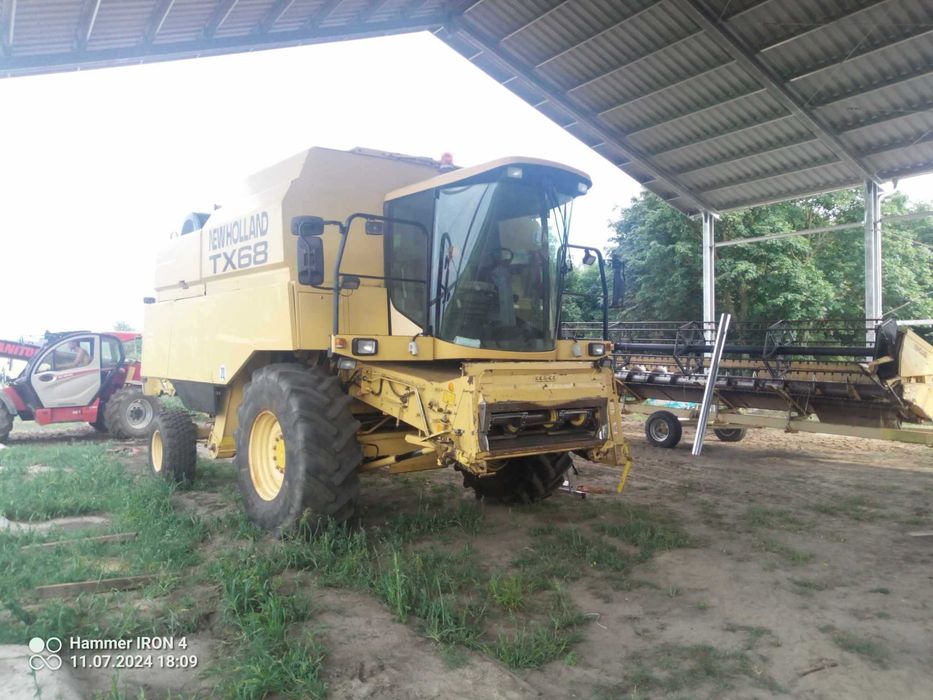 New Holland tx 68 kombajn