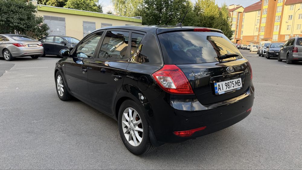 KIA CEED 1.6 газ/бензин Клімат