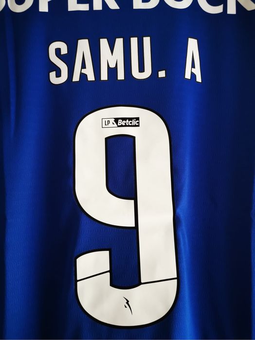 Camisola principal Samu Porto