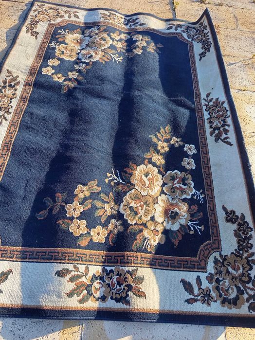 Tapete  de decoração em bom estado