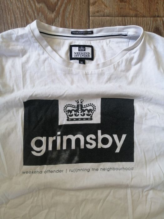 Футболка weekend offender