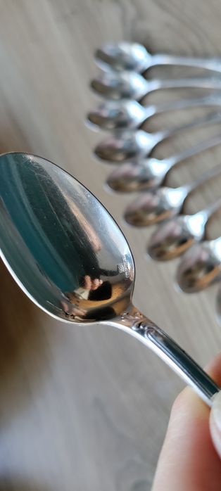 Christofle – elegancki zestaw łyżeczek deserowych 10 szt. + etui