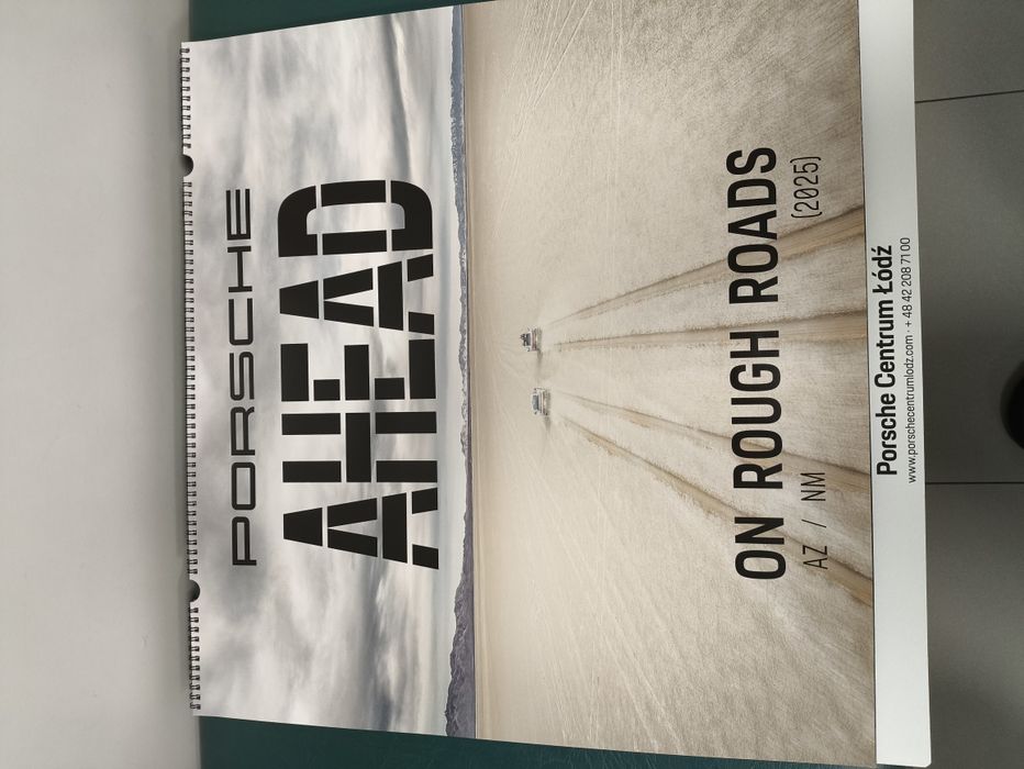 Kolekcjonerski kalendarz Porsche 2025