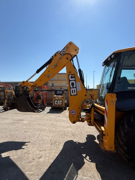 Екскаватор навантажувач JCB 3CX DIGMASTER, 2018 р. 2730 мотогодин. З ПДВ
