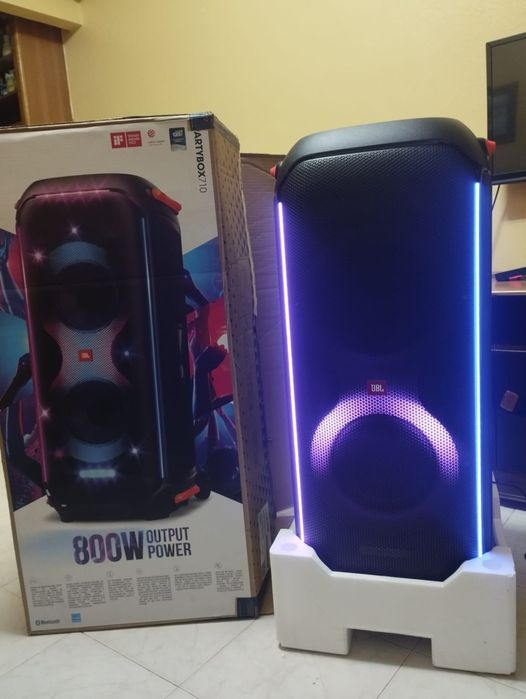 Coluna de som com Rodinhas