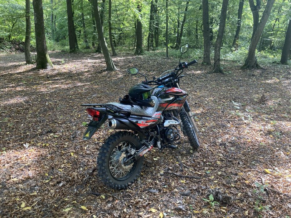 Продам мотоцикл  Geon X-Road Light 250