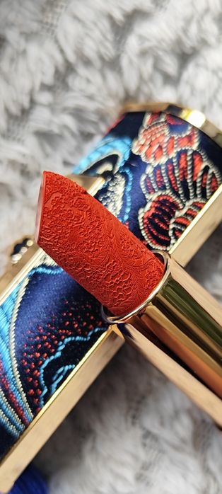 Pomadka, szminka, czerwień mat, koreańskie kosmetyki, prezent