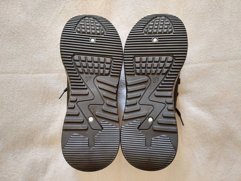 Sapatilhas Pretas Ergonómicas NOVAS, 37