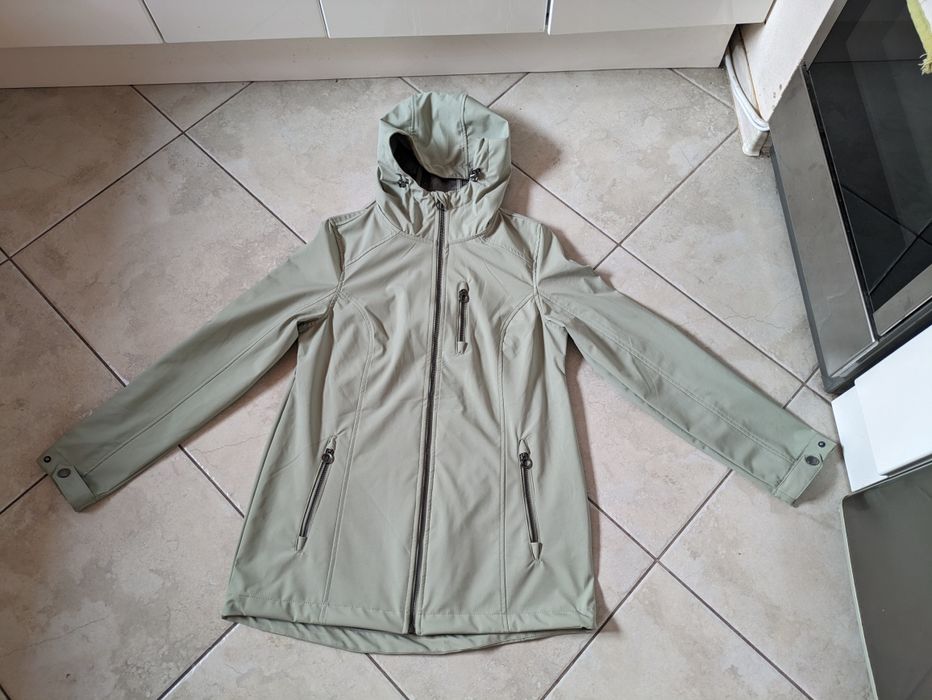 Płaszczyk na deszcz i nie tylko 40/42