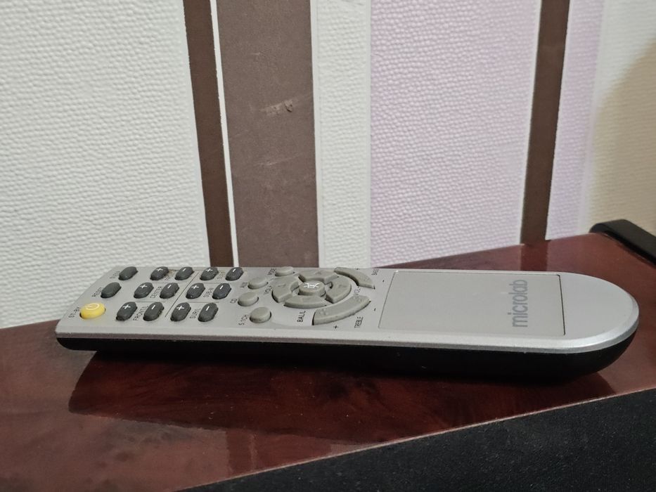 Продам стерио систему колонок Microlab 5 и 1