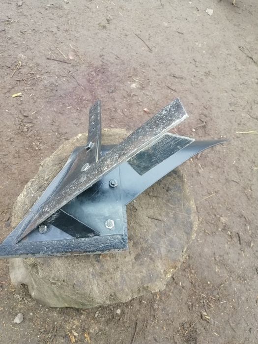 Плуг до мотоблока