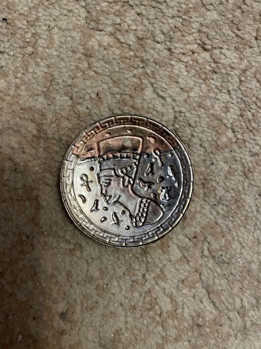 Значок с Египта.