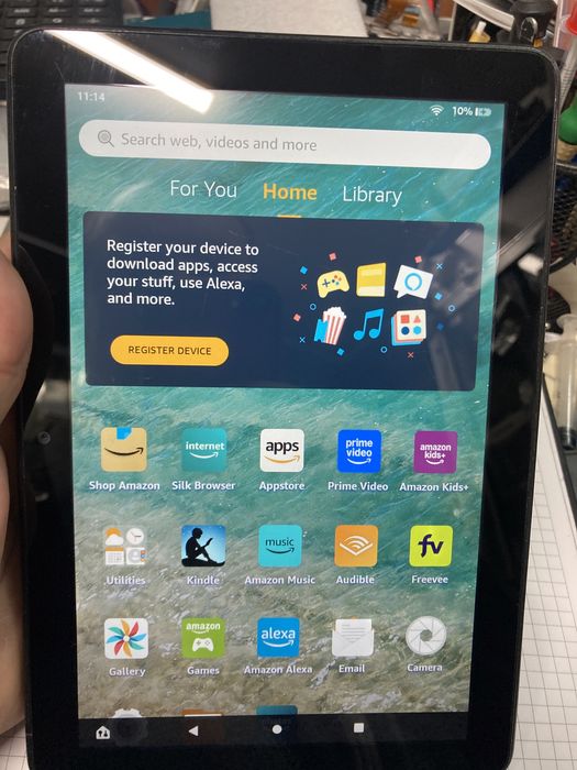 Amazon Fire HD 8 (10th)