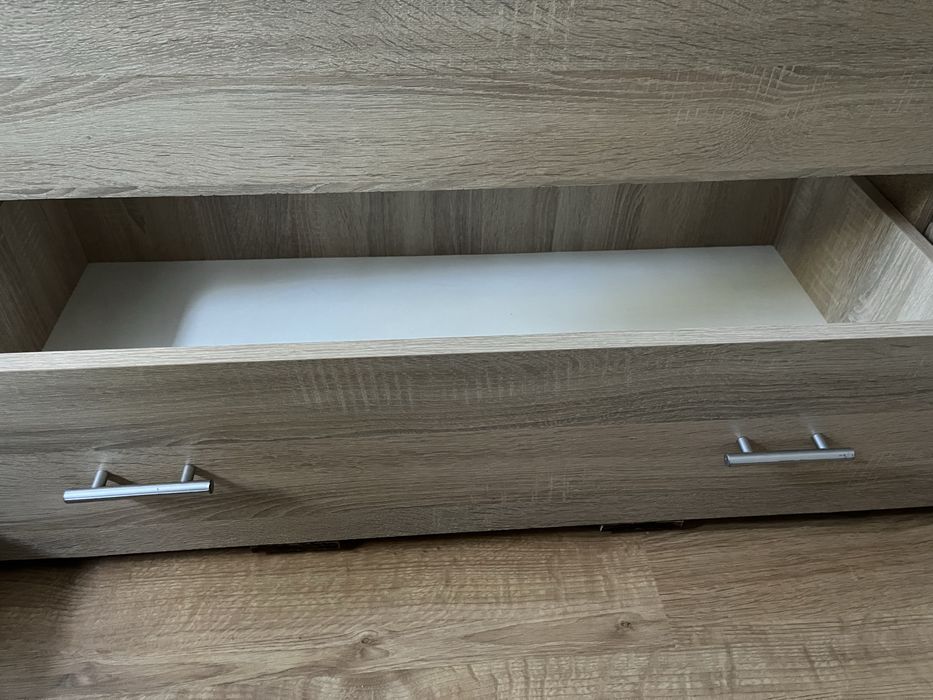 łóżko sypialniane