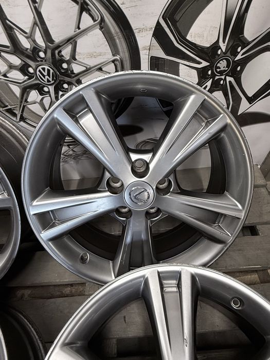 Диски литі 5/114.3/18 Оригінал Toyota Lexus