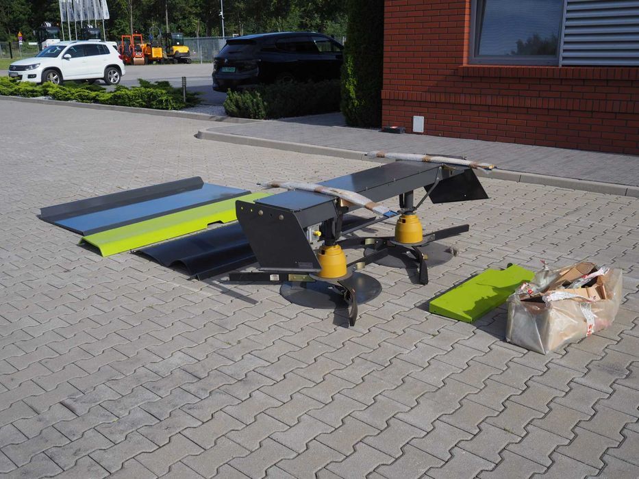 Claas Lexion - rozrzutnik kolb, rozdzielacz słomy