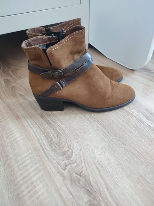 Botki zamszowe Tamaris