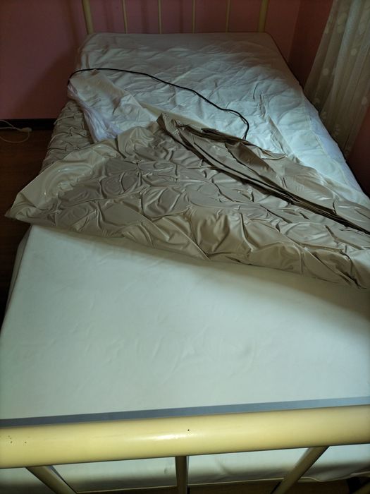 Cama regulável ideal para idosos