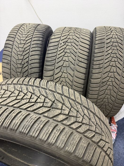 Зимові шини  HANKOOK WINTER I*CEPT Evo 3
