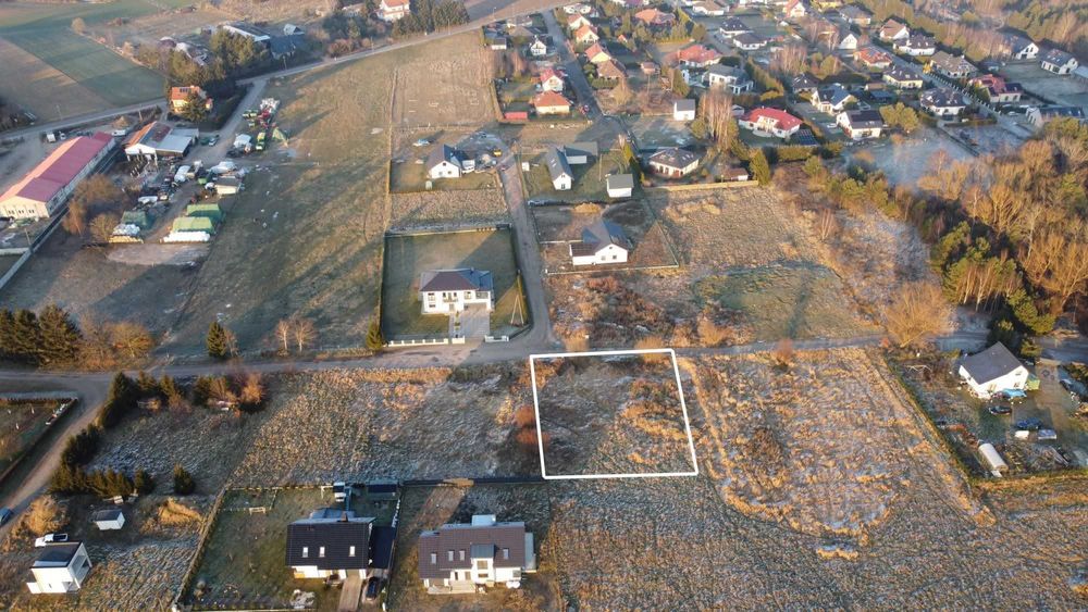 Działka z Warunkami Zabudowy i Prądem 1241m²