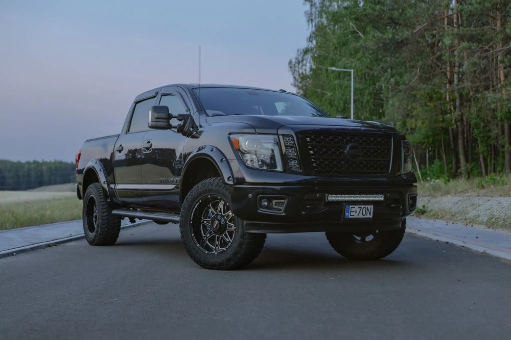 Nissan Titan