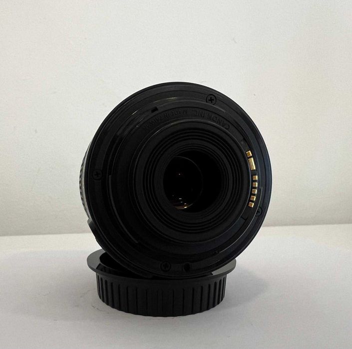Objetiva Canon 18-55mm 3.5-5.6 IS II