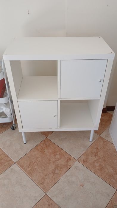 Movel estante ikea