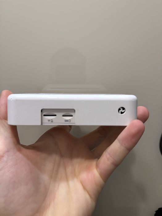 4G LTE Wi-Fi роутер GL.iNet GL-XE300C4 з акумулятором