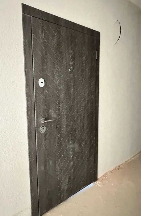 Збудована видова 1 км квартира від власника, ціну знижено! Терміново